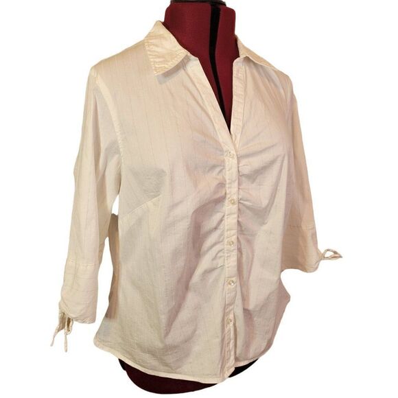 Andrew & Co Plus Stretch White Button Down Top (Size 2X) - Picture 6 of 6